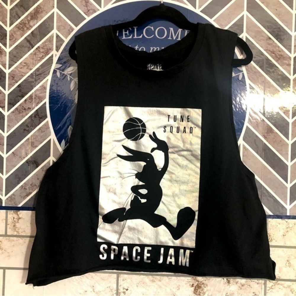 Space Jam basketball cutoff muscle‎ shirt